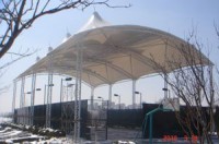 煙臺(tái)鳳凰山莊網(wǎng)球場膜結(jié)構(gòu)-煙臺(tái)膜結(jié)構(gòu)