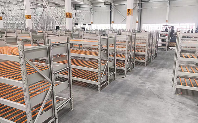 倉庫中型貨架