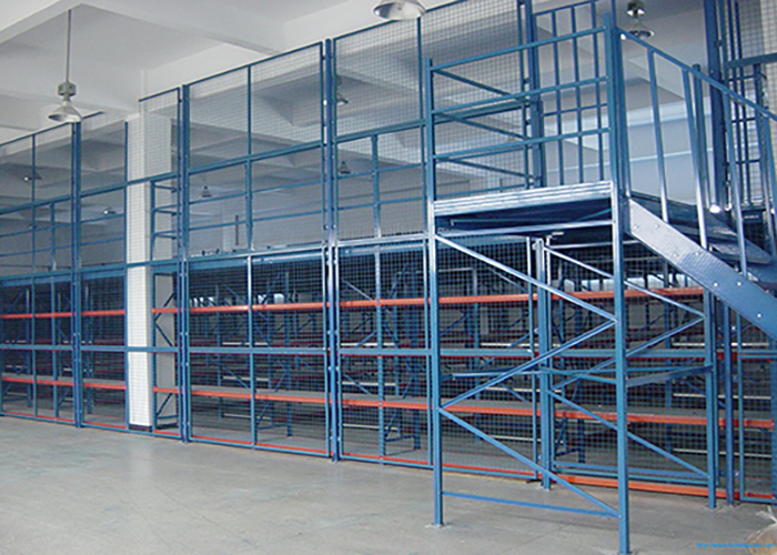 搭建二層閣樓貨架平臺